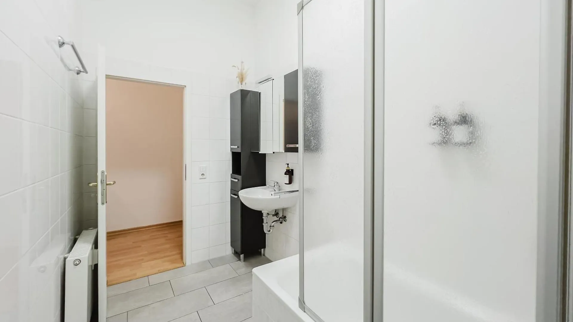 Wohnung In Der City - Zwischen Stadion, Arena, Zoo Lipsia